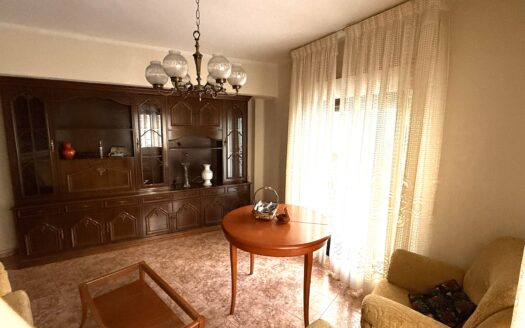 !Piso Oportunidad en Avenida Portugal¡